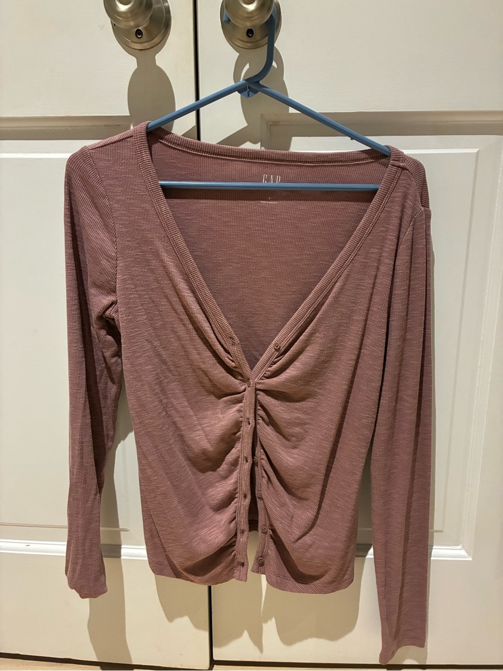 GAP Mauve Ruched Button-Front Long-Sleeve Top